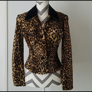 🌺 Beautiful Leopard Cheetah Faux Fur Jacket
